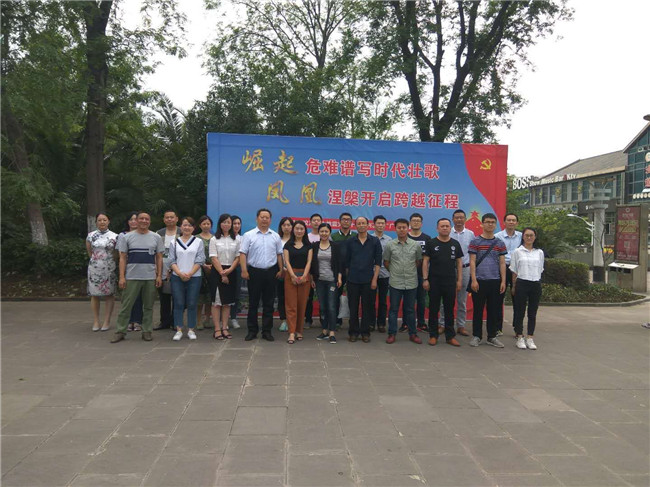 图1.jpg